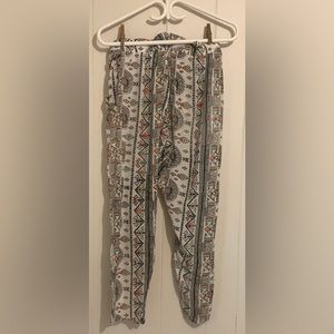 (2 for $20)Billabong Ladies causal pant XL guc